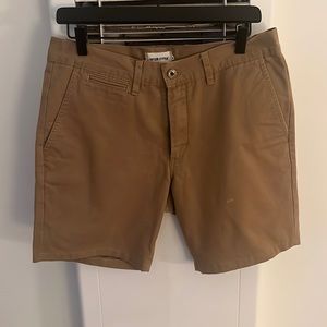 Taylor Stitch Foundation Short in Khaki Twill